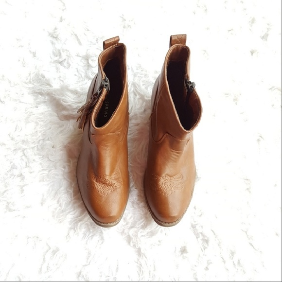 Ankle Boots - Picture 2 of 4